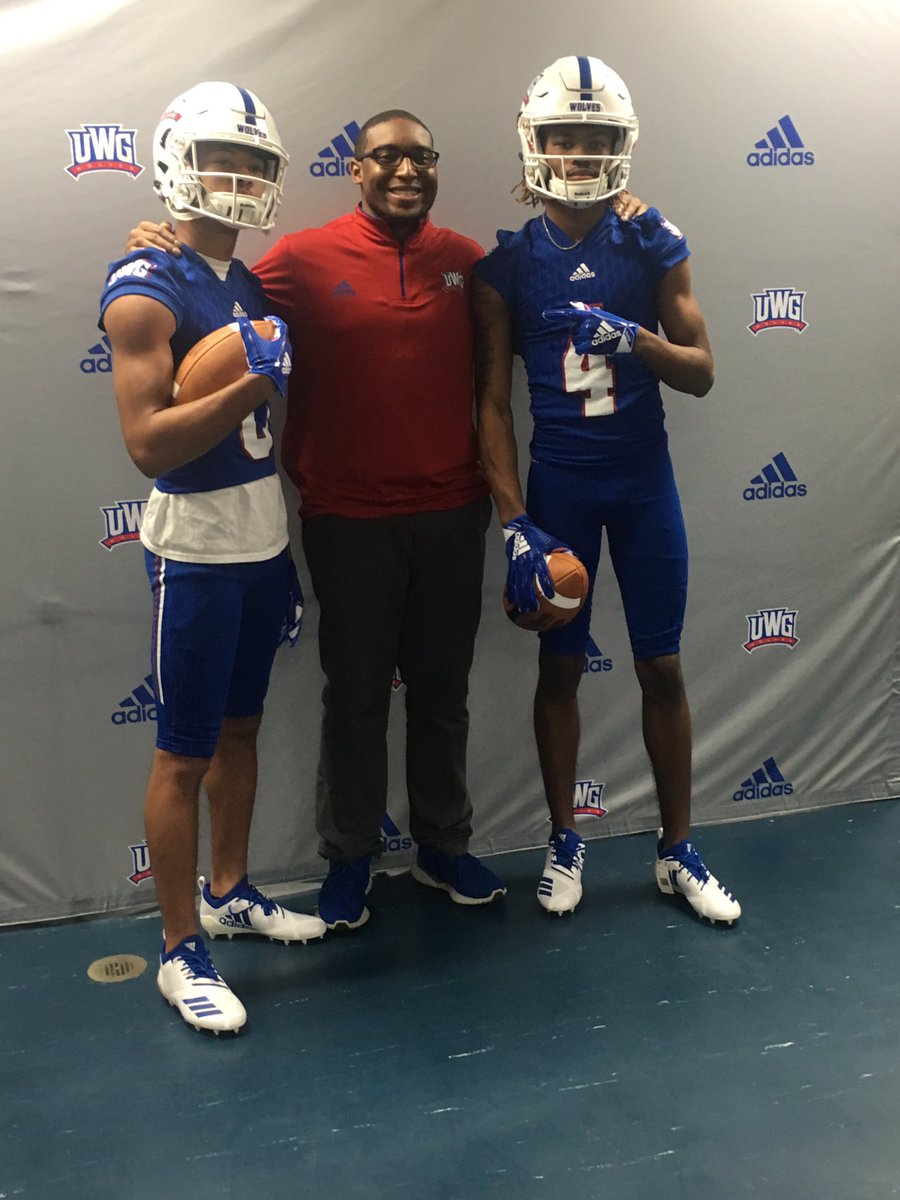 ijt_d's tweet photo. Go Wolves🐺‼️ @Enrique__Davis @McDaniel_006 @HoundRecruits @WR_Coach_Toomer https://t.co/nY6A5WiPvz
