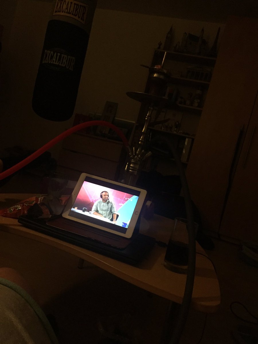 AndySorgel's tweet photo. #ranNFLsuechtig mit shisha das Spiel genießen https://t.co/CcWvE7E4QA