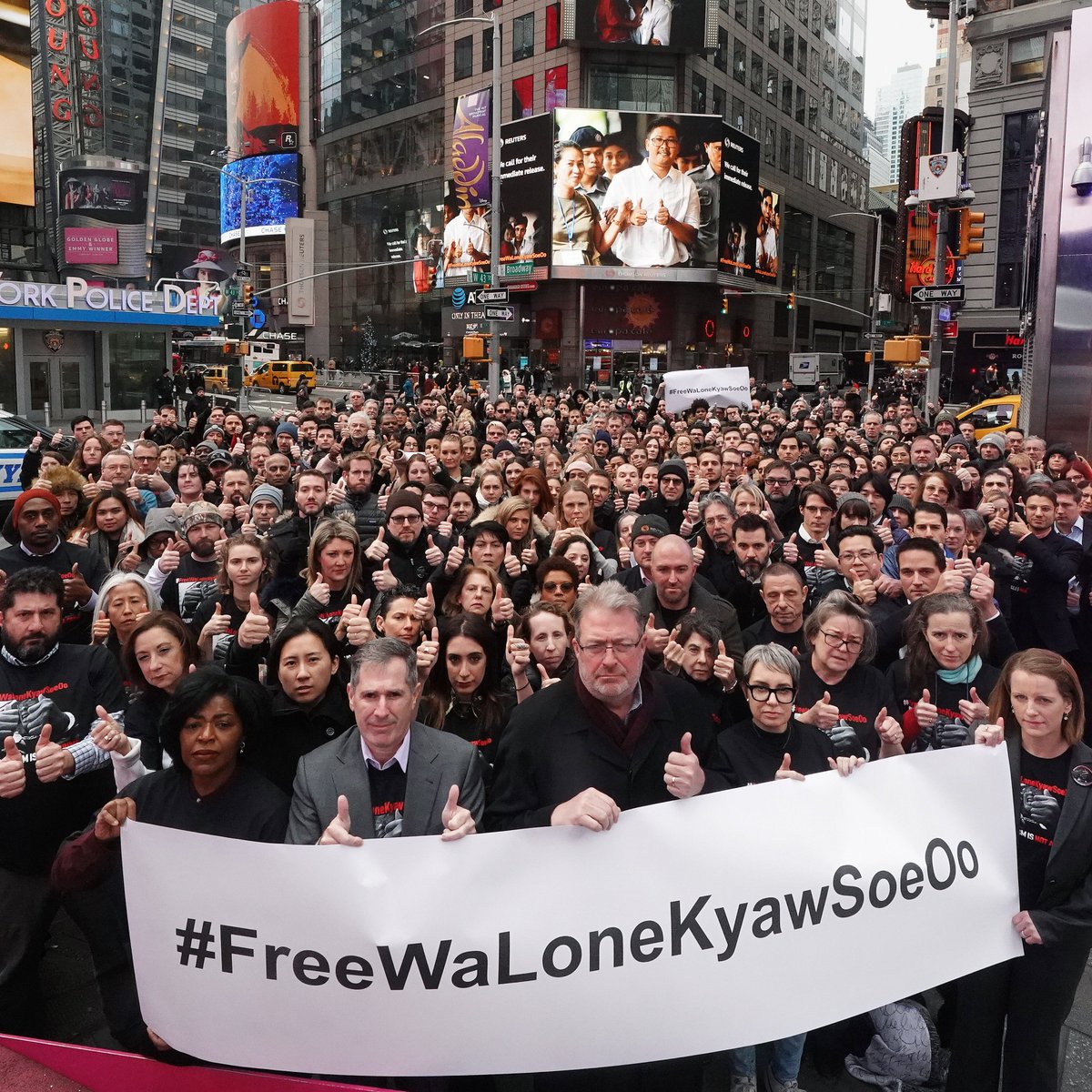 Finished my shift, heading home, and I remembered my two colleagues who are in jail for over a year and can't do the same. #FreeWaLoneKyawSoeOo #Journalismisnotacrime #journalismmatters