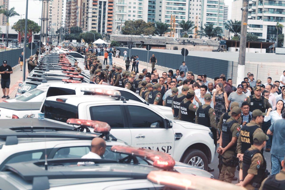 helderbarbalho's tweet image. Entregamos hoje 60 viaturas para a PM, que já estão a partir de hoje nas ruas de Belém com policiamento ostensivo para combater a violência. Assim seguiremos trabalhando para garantir a paz que nossa população tanto sonha.