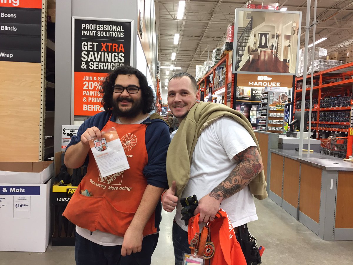 kat33046983's tweet photo. Daniel thanking Dylon for working hard in the snow storm. https://t.co/EeTJIA3hky