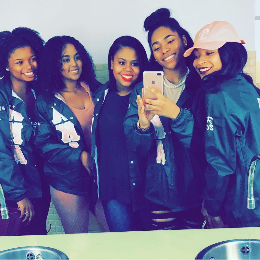 adovestale's tweet photo. My babies turned 2 today! ๐๐Leading them into the greatest sisterhood there is has been one of my greatest accomplishments as a woman of Alpha Kappa Alpha! ๐๐ #E6lovesP5 #RhoChapterWhatTheyIn #AKAversary https://t.co/l6oXIqEXwP
