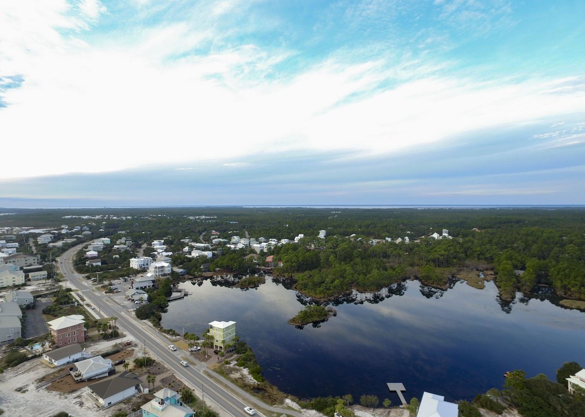 peninsuladrones's tweet photo. Some photos we shot in Santa Rosa Beach, FL! We coordinated with @TeamEglin to operate in this restricted and busy airspace. 

We're proud of these photos, and of our ability to operate safely and legally in all kinds of airspace and conditions. https://t.co/K6NmpP0GQo
