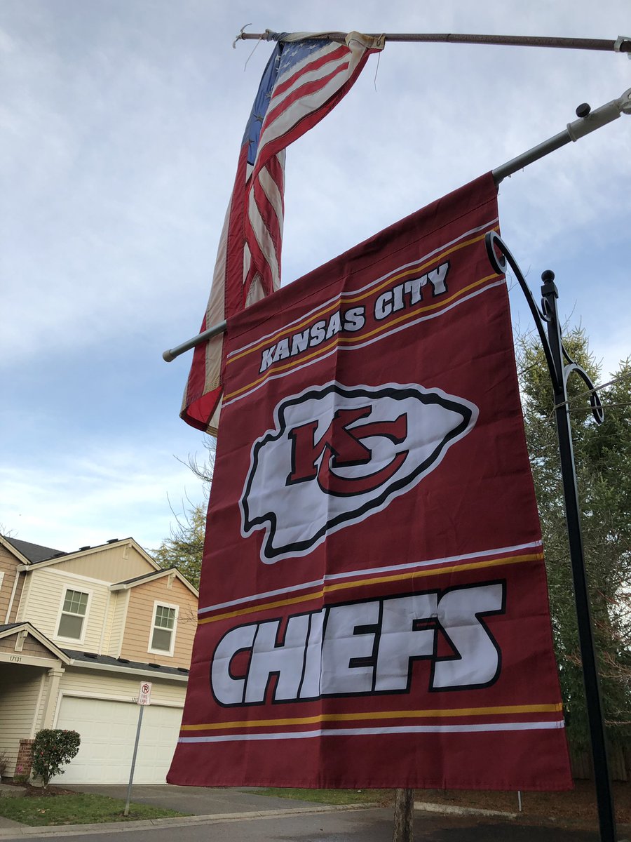C_Sabroe's tweet photo. It’s a great day to be alive!! @Chiefs @PatrickMahomes5 #sherwoodOR #ChiefsKingdom #chiefsfan4life https://t.co/MZhgZouS3j