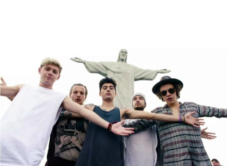 brubslaandia's tweet photo. eu não estou bem #RememberWhen1D https://t.co/Vd3JUqv8zr