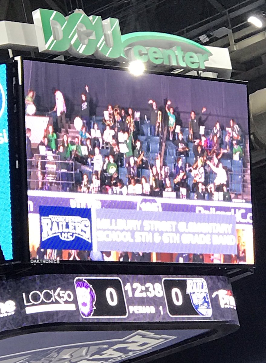 JamesCummings7's tweet image. Great performances by the MSES band and chorus at tonight’s Worcester Railers game at DCU!