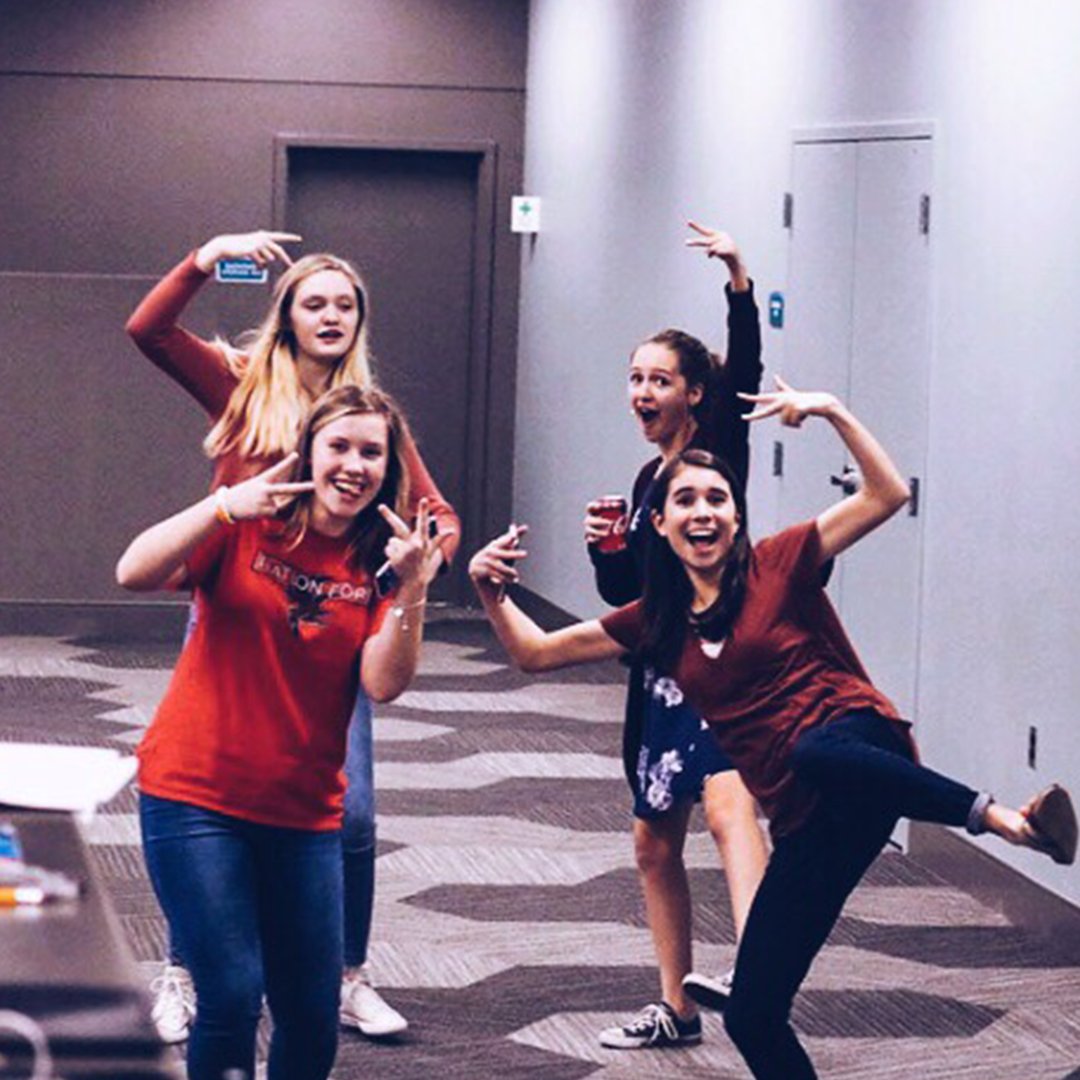 gs_students's tweet photo. We are SO excited to see you tomorrow!! Tag someone below 👇🏼 to invite them! 
_
>> MS: Moss at 10am &amp; 11:30a / Zoar at 10:30a
>> HS: Moss at 5p
#gsstudents https://t.co/7D79xLr5pG