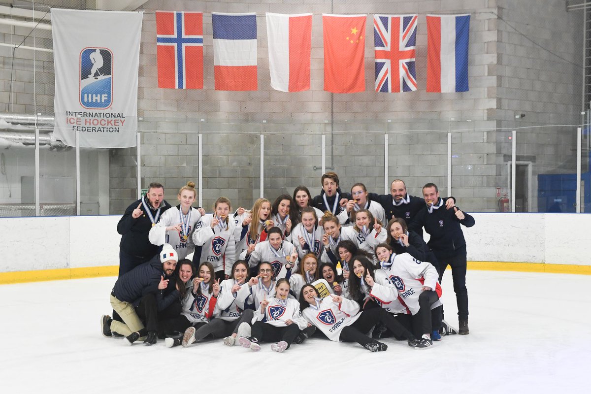 At the U18 Women's Worlds Division I Group B <a href="/Hockey_FRA/">Équipes de France Hockey 🏒</a> ended up on top of the podium. The French got what they needed in the deciding game against <a href="/norskishockey/">Norges Ishockeyforbund</a>. Goalies impressed at the tournament. Read more: iihf.com/en/events/2019…

Photo: Karl Denham
