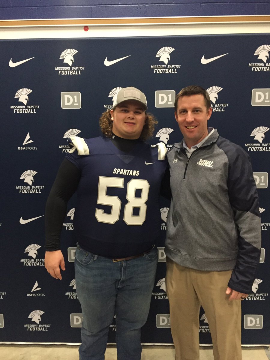PatrickBoykin6's tweet photo. Had a great visit to MBU today. Thanks to @MBUCoachB @coachbowdown58 @s_kwilli32 for everything. https://t.co/uft0ZWjXGT