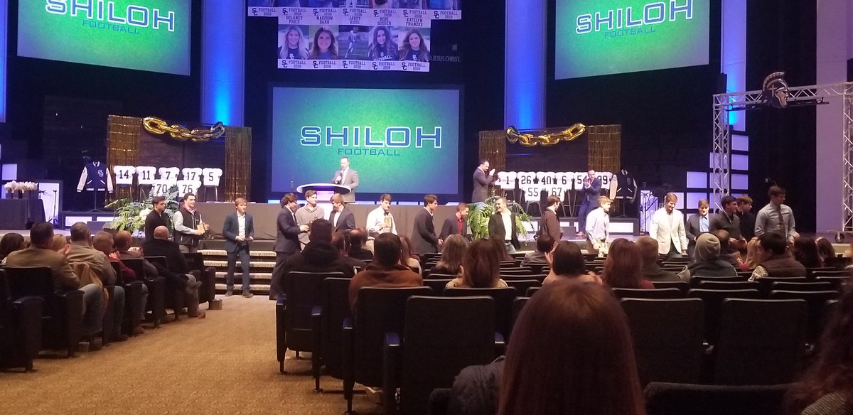 hashtagTAIR's tweet photo. Way to go @ShilohSaintsFB 19/49 players with a 4.0 or higher GPA. Developing champions spiritually, academically, athletically and socially. #itsagreatdaytobeaShilohSaint #LinkedUp #theadventureisreal https://t.co/bPQM92Z3EA