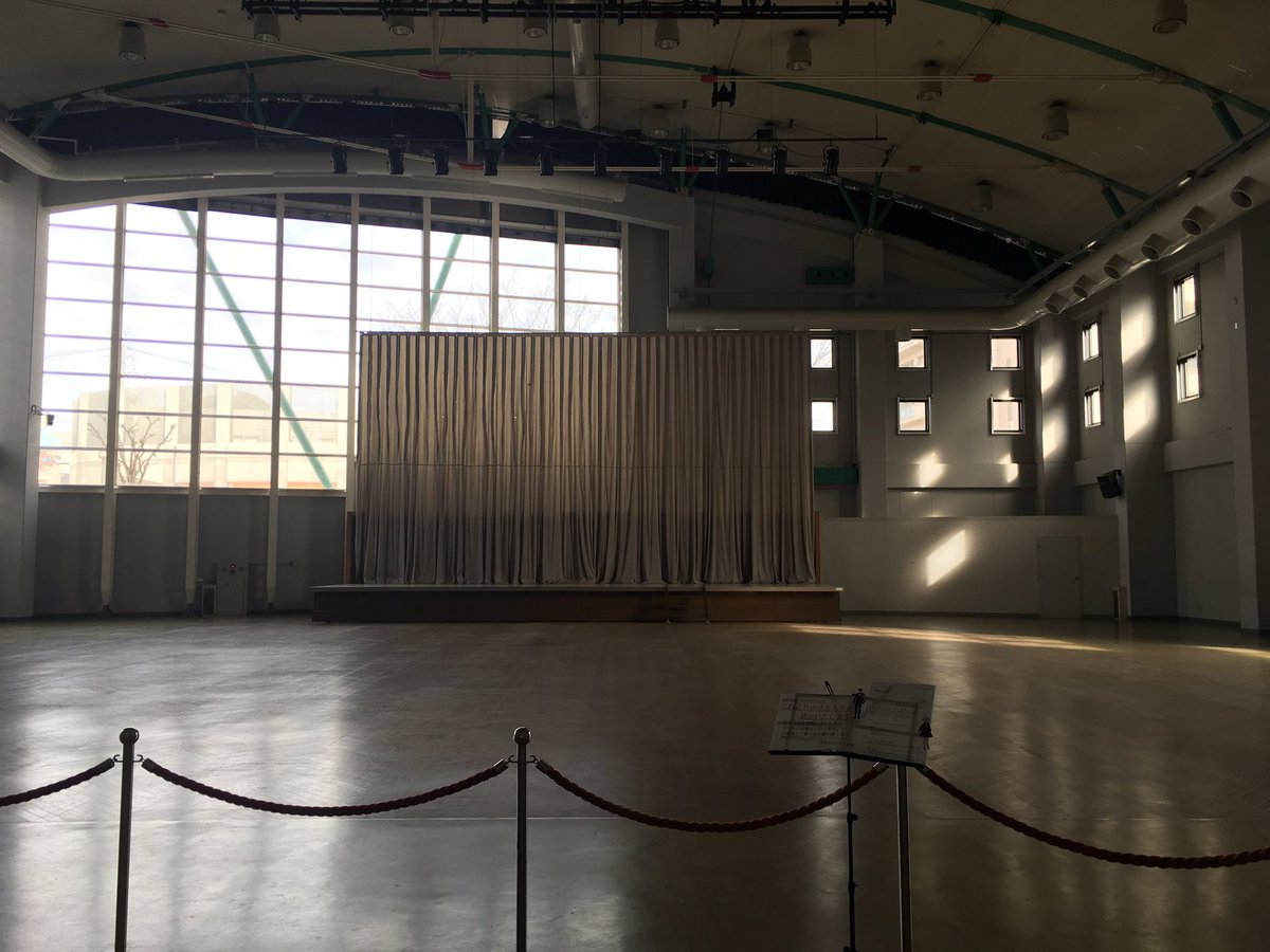 ヒノ松 体力つけたい 唐津駅に行く用事があったから アルピノ会館撮ってきた オンリーイベントでは多分このホールを使うんだろうなと思います イメージシミュレーションにお使い下さいwwww ゾンビランドサガ ゾンサガオンリーイベント アルピノ