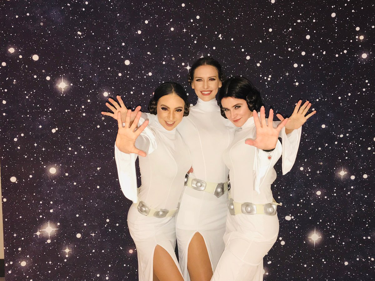 LAKingsIceCrew's tweet photo. This force is strong tonight...maybe because it’s one of our favorite nights of the season! It’s Star Wars Night!! #GoKingsGo https://t.co/jZzEomoWVL