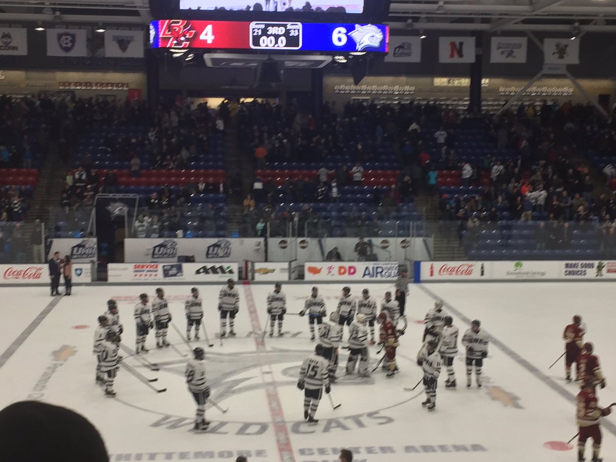 UnhCatFan's tweet image. HUGE Hockey East win!! ‘Cats defeat the BC Eagles #2BigPoints #GoUNH @UNHMHOCKEY