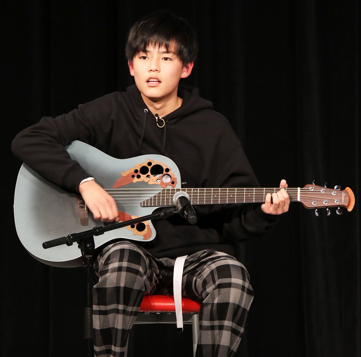 【芸能】ホリプロオーディションに鍛治原日向さん 藤原竜也の記録破る14歳10か月の超新星 https://pbs.twimg.com/media/Dwx6woGVAAA9z5I.jpg