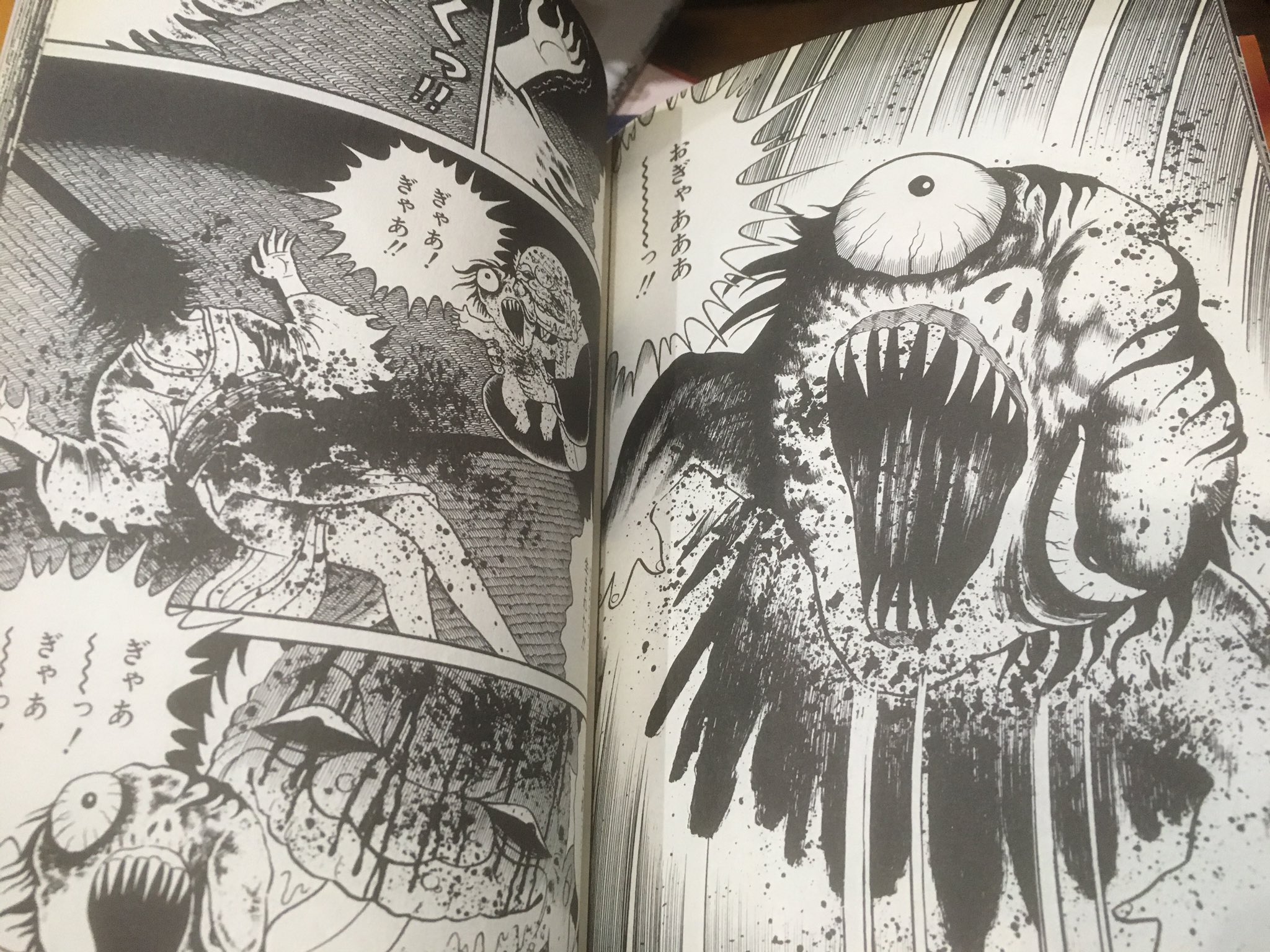 徳川龍之介 No Twitter 日野日出志 赤い蛇 を店頭に 僕を怪奇マンガコレクターにした作品の一つですね T Co Lj6bzhi3v1 Twitter