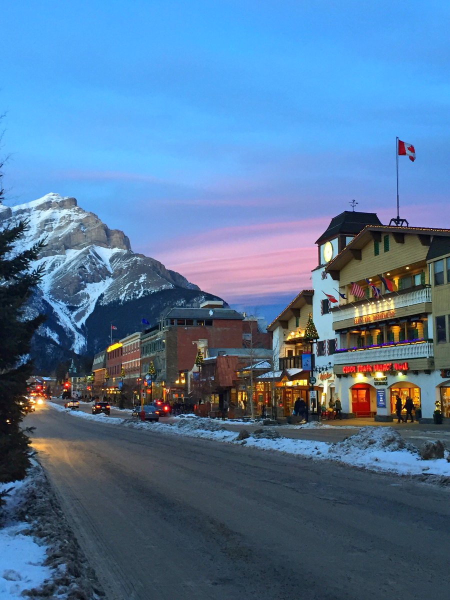 A Banff Boutique Inn tweet media