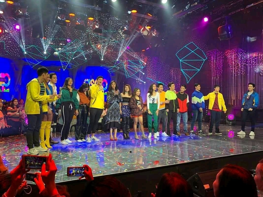 Inzy2493's tweet photo. Ang cute ni Lie..love the outfit..

#SethLieOnASAP https://t.co/GvzgSRITlk