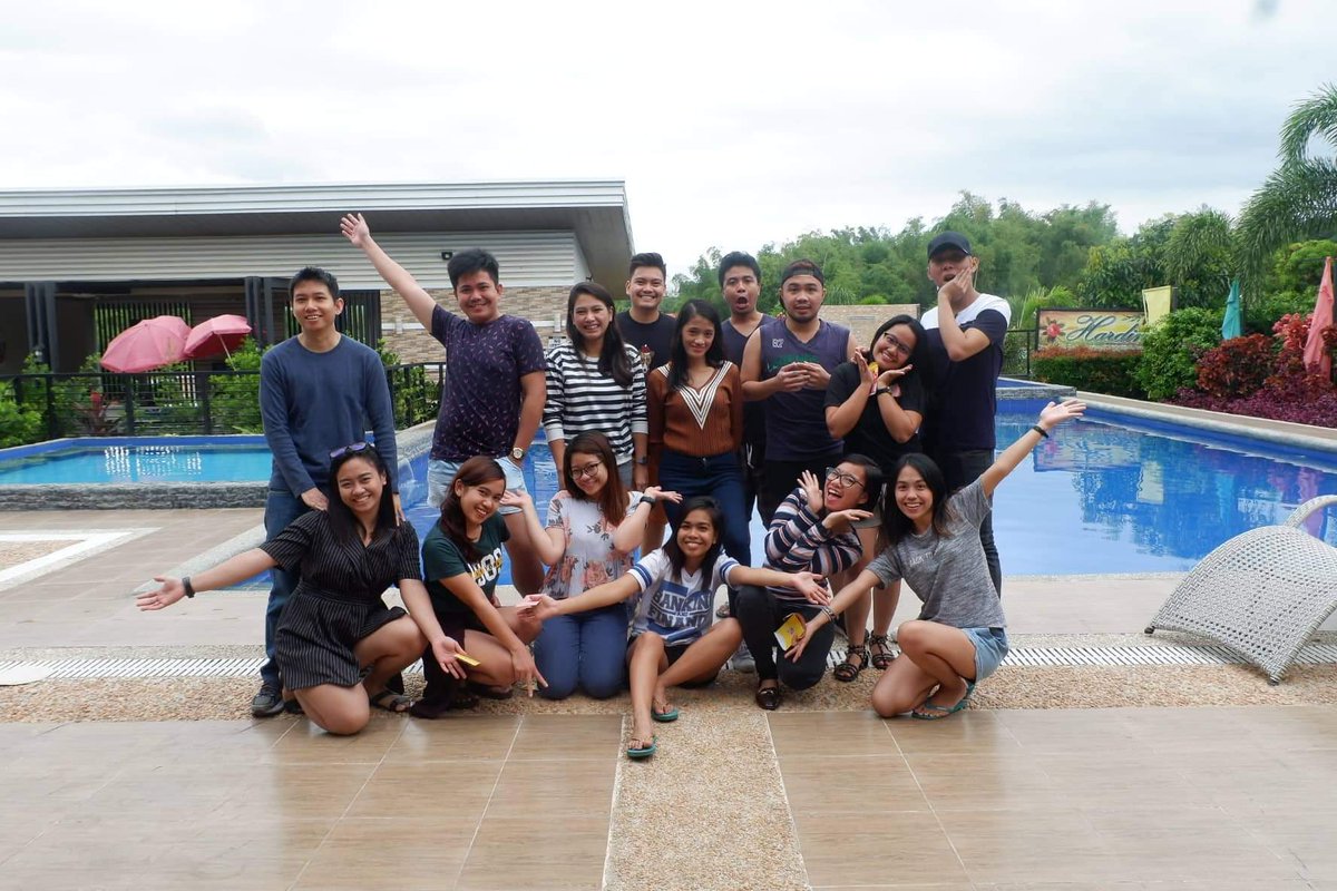 krissymomay's tweet image. 1hr lang tulog ko pero masaya ako yieeeeeeeee #minireunion #HSbatchmates