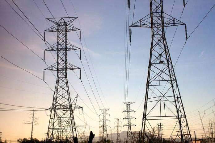 BnmcPlateau's tweet photo. Power generation is moving toward #NextLevel
Nigeria records 8,686.6 MW increase as a statistics indicated that power generation increased by 8,686.6 mw between November and December 2018. The TCN said the national peak demand forecast stood at 19,100.00mw
#Buhar4plus4 https://t.co/G8OPerIxLx
