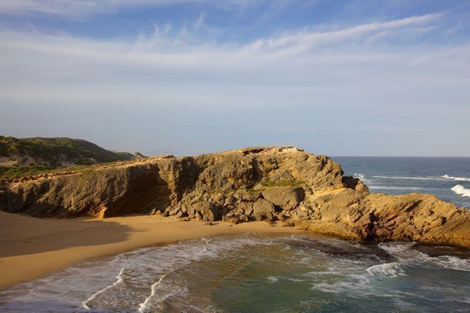 savenuescom's tweet photo. Another really good reason to Visit South Africa:  Secret beaches in South Africa - How many have you been to? https://t.co/1MEAg83Q2b #SAV #LoveSouthAfrica #MeetSouthAfrica https://t.co/luRIwwcmjv