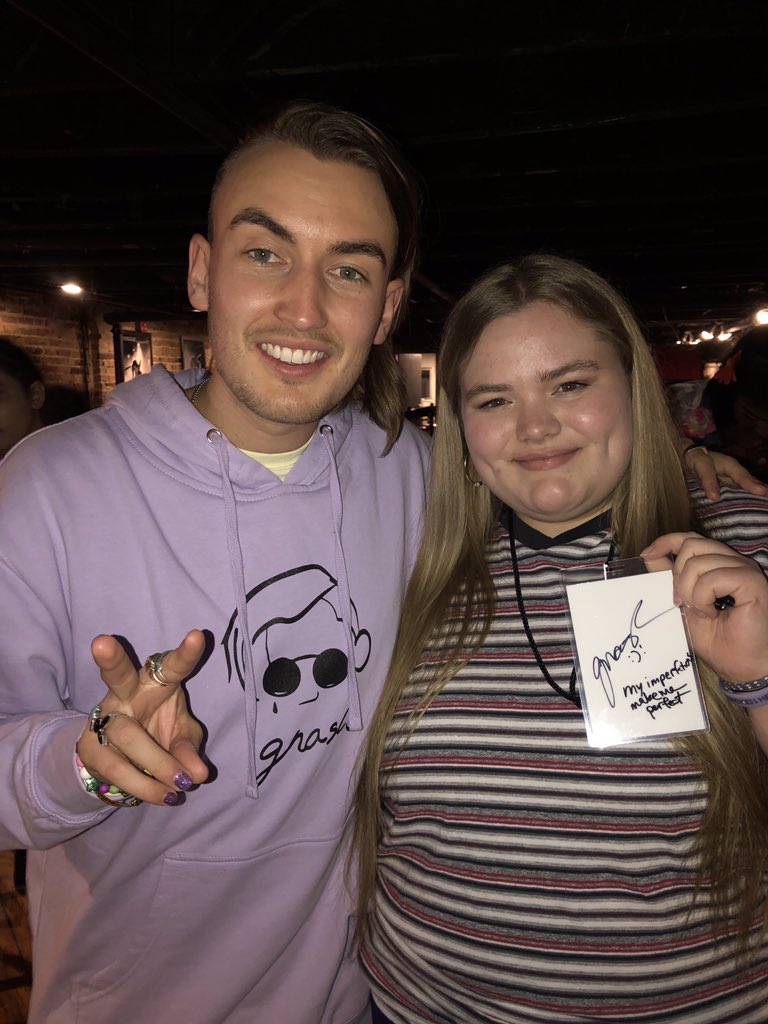bfig2000's tweet image. This was the best night ever. I can’t put into words how great this show made me feel and I will cherish the memories I made forever. Thank you @gnash not only for your music but for creating a community of self love and confidence. And on top of that I made new friends!! 💜