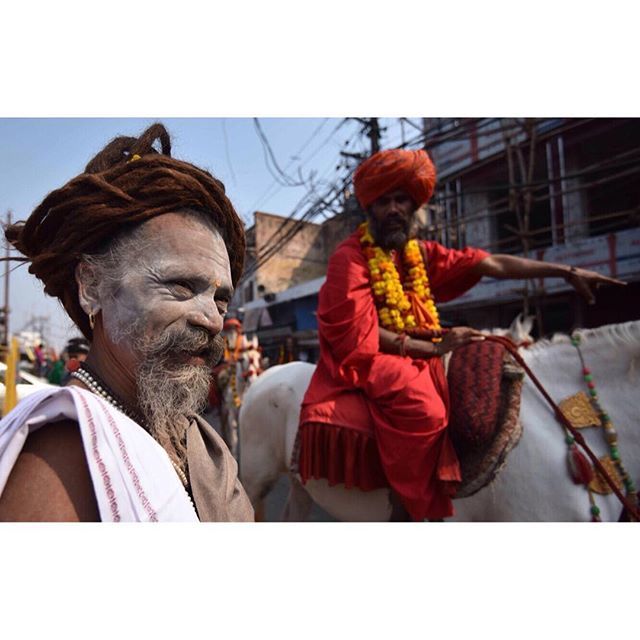 pushkarv's tweet photo. Babajis entering the Kumbh Mela in Allahabad.
#prayagraj #kumbhmela #kumbh2019 #whpunexpected https://t.co/ae97k5VFBi https://t.co/MlAmCRUtLN