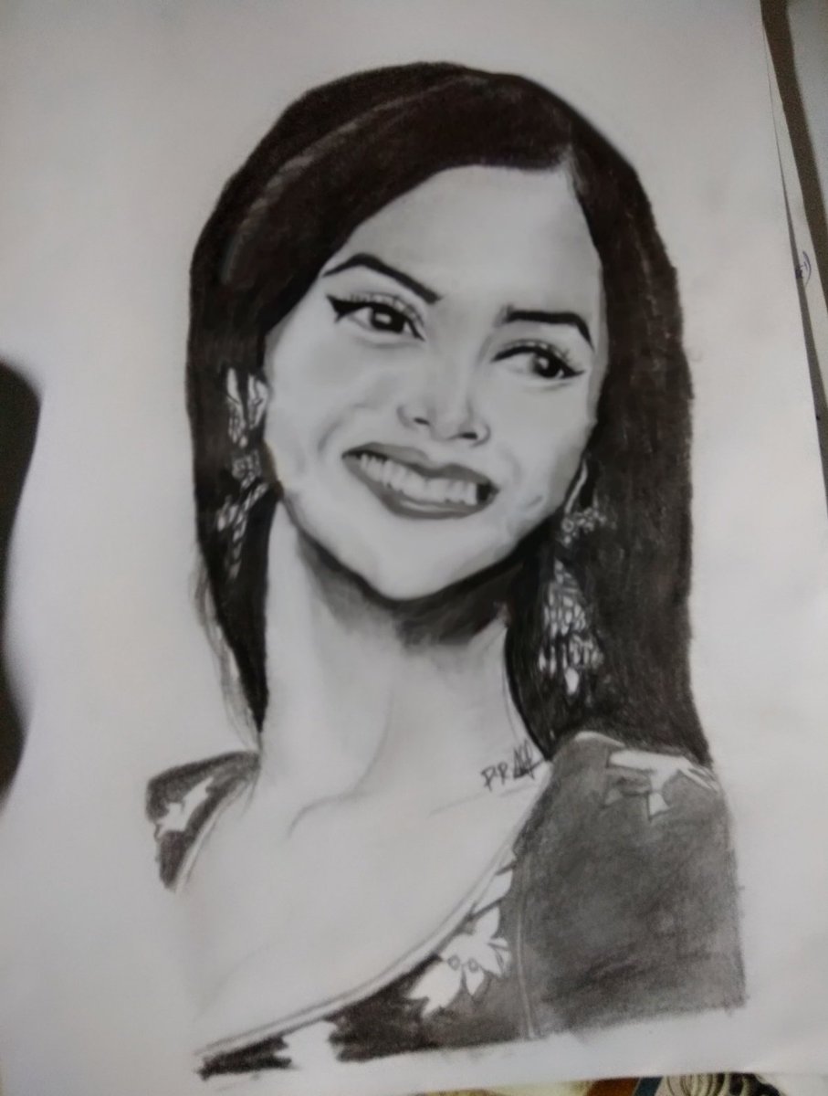 Arunkumar182530's tweet photo. @deepikapadukone cant get out of this look🖤 #omshantiom #shantiji #deepika padukone https://t.co/LYU57Lvf9D