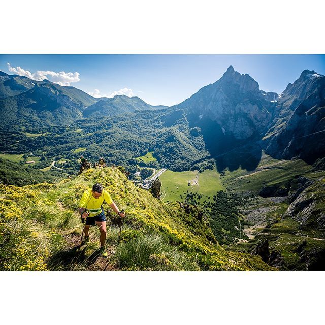 kmvertical's tweet photo. "La vida no se trata de encontrarte a ti mismo, sino de crearte a ti mismo"
✍ George Bernard Shaw.
Recordando #BuenosMomentos del #KmVerticalFuenteDé 2018
🏔📷➡ @rubenfueyofotografo .
.
.
.
.
.
.
.
#cantabriainfinita #rsa_outdoors #FuenteDé #photomount… https://t.co/T3mF4cCUYI https://t.co/eBWMjWeLOY