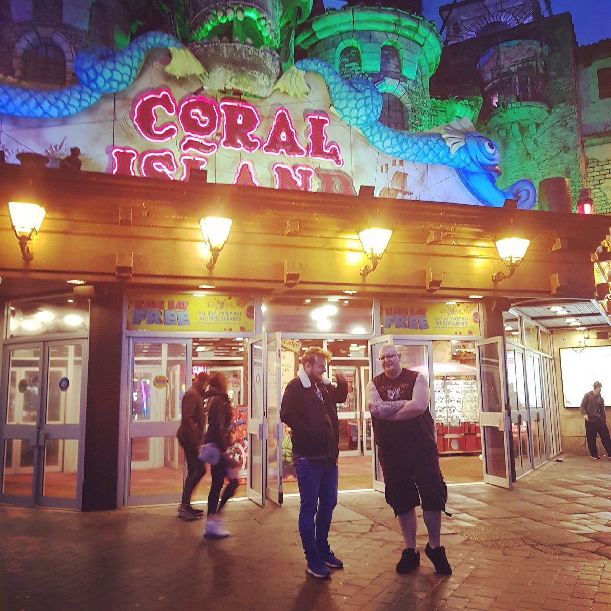 Salty silence this weekend cos we decided to go to NXT UK Takeover Blackpool. It was bloody great. 

Back in business next weekend though. Recording session Saturday then a show at <a href="/saltydogpub/">Salty Dog</a> in Northwich on Sunday with <a href="/PetVirus/">pet virus</a> &amp; @JeanFoutreMusic. 

🐌🐌🐌

#staysalty