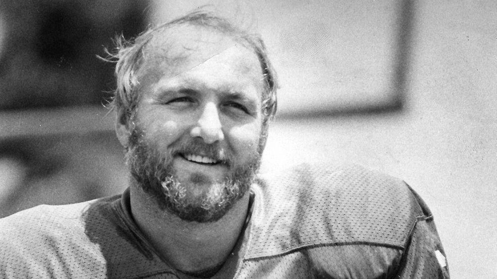 Miami Dolphins great Bob Kuechenberg dies https://trib.al/q7rF35S