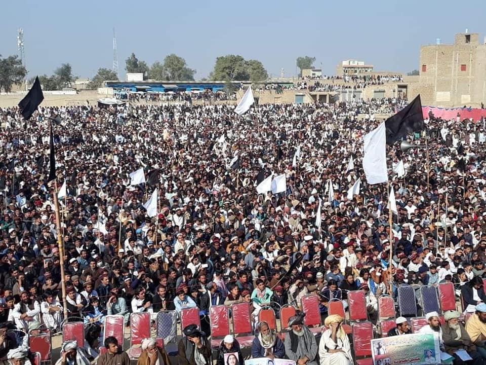 As per the usual practice the state shamefully shut down the mobile (cellular) system in District Tank to frustrate the viewers via social media 
#PashtunLongMarch2Tank 
#JusticeforNaqib