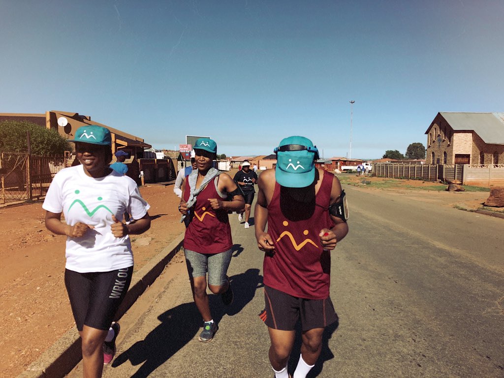 TREHOUSESBK's tweet photo. AN EARLY MORNING ESCAPE
#unityinmotion #therunningexchange #runningculture #sebokeng #runruthless #vaal https://t.co/n3BhYbdDOn