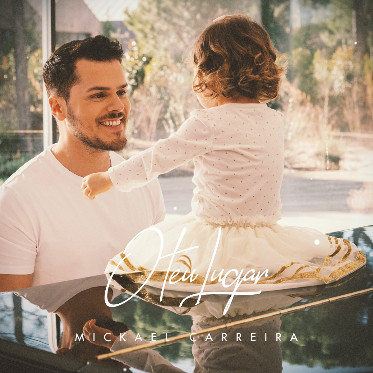 O Teu Lugar. Esta é a capa do novo single. Gostam? Já podem ouvir na <a href="/AppleMusic/">Apple Music</a> #OTeuLugar
E já sabem hoje as 20h temos vídeo 😉