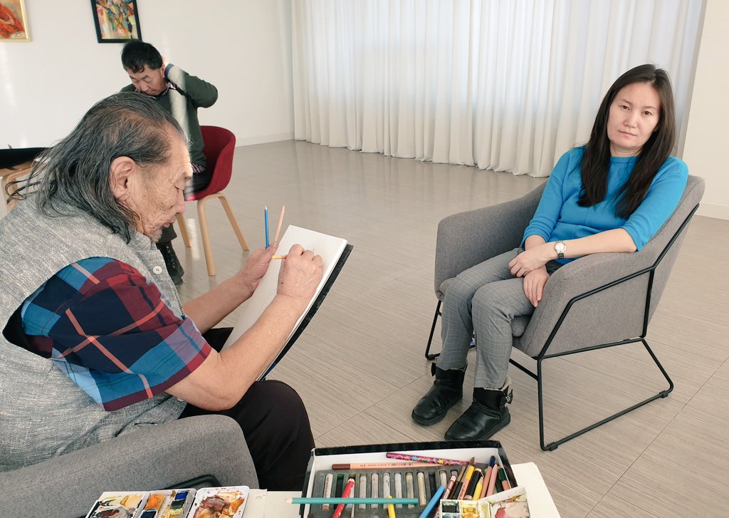 ArtMn17's tweet image. &apos;Painter&amp;amp;Model&apos;
Хөрөг зургийн тусгай хөтөлбөр
Бямба, Ням гараг бүрт
Шинэ оны анхны хөргүүд
•
Portrait painting special program
Every Saturday&amp;amp;Sunday
New portraits of 2019

#ubevents #artprograms #mongolianartist  #portrait #ubweekend  #portraitpainting #mongolianartists #DoBold