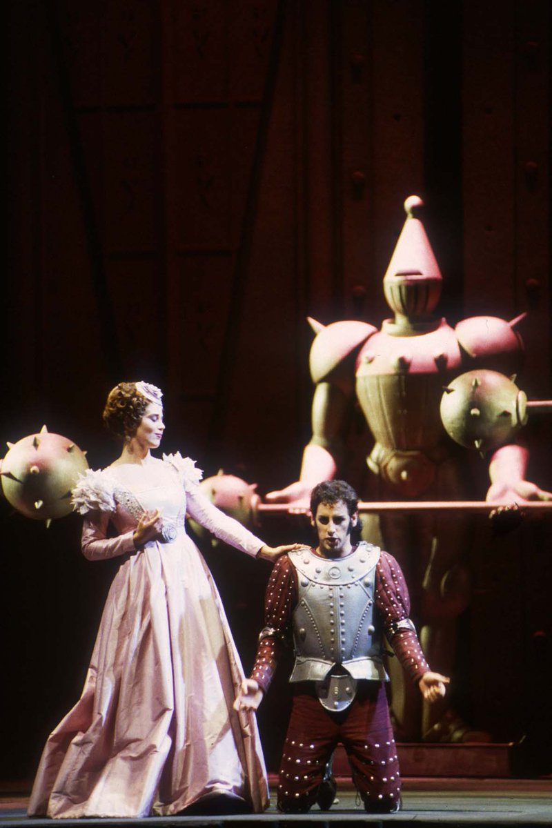 Rof_Pesaro's tweet photo. #HappyBirthday to @jdiego_florez, who after his debut at the ROF 1996 in Matilde di Shabran (here below with #ElizabethFutral) has established himself as one of the leading singers on the international scene. #ROF40 #ROFXL @secretarius_ps @matteoricci @Rossini_150 https://t.co/6mkZUu7HL6