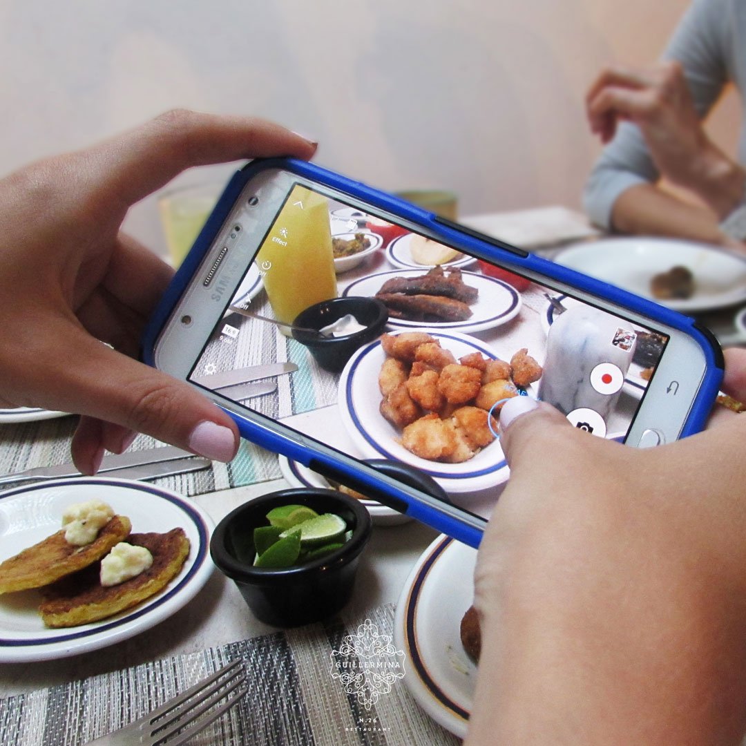 GuillerminaRest's tweet photo. ¡Comparte tus #MomentosGuillermina!
Sabemos lo difícil que es resistirse a nuestro delicioso brunch, pero te invitamos a compartir tus momentos especiales en nuestros espacios.
#GroupDMC #GuillerminaRest #IslaDeMargarita #LaAsunción #NuevaEsparta #Gatronomia #Turismo https://t.co/9zDDJDTONS