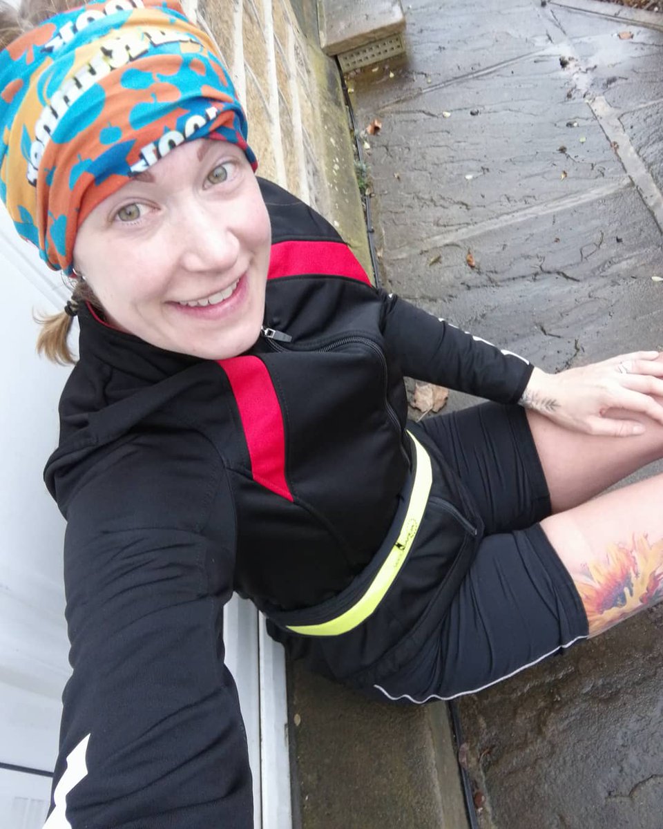 Emma_Kov's tweet photo. Arrrgh ran out of time to get a half in but still a super long 11mile #doubledigitrun before Sunday riding lessons. #marathontraining #sundayrunning #ukrunchat #womensrunninguk #runnerslife https://t.co/o2EqFzqsXe