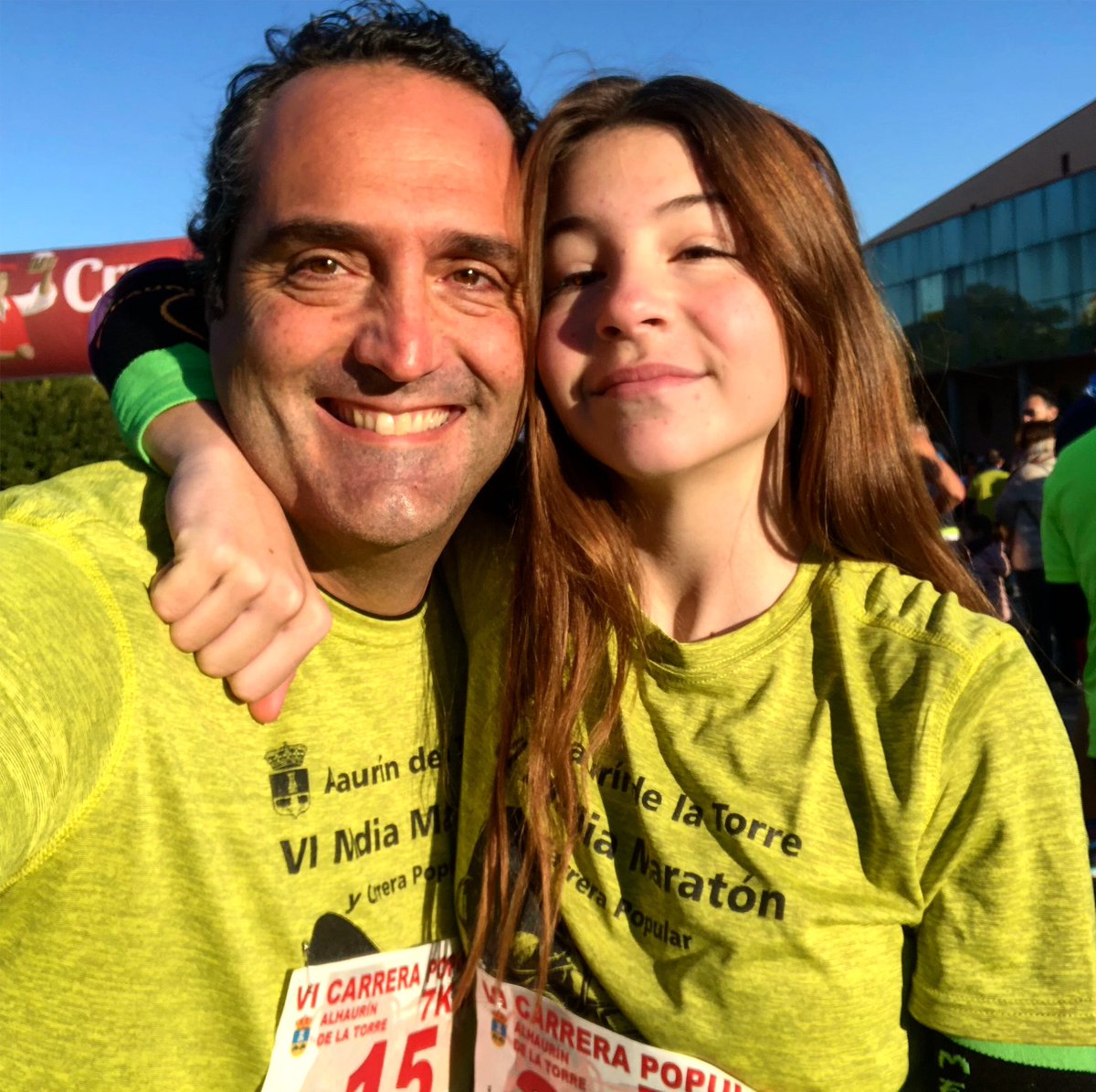 curroavalos's tweet photo. Verás...
Hay pocas cosas que puedan superar a la emoción de correr y competir junto a una hija.
-
Esfuerzo.
Entrega.
Disciplina.
Compromiso.
-
Hoy he cumplido un sueño.
-
La amo ❤️
#Amor #runningmotivation https://t.co/mCi49MQHpy