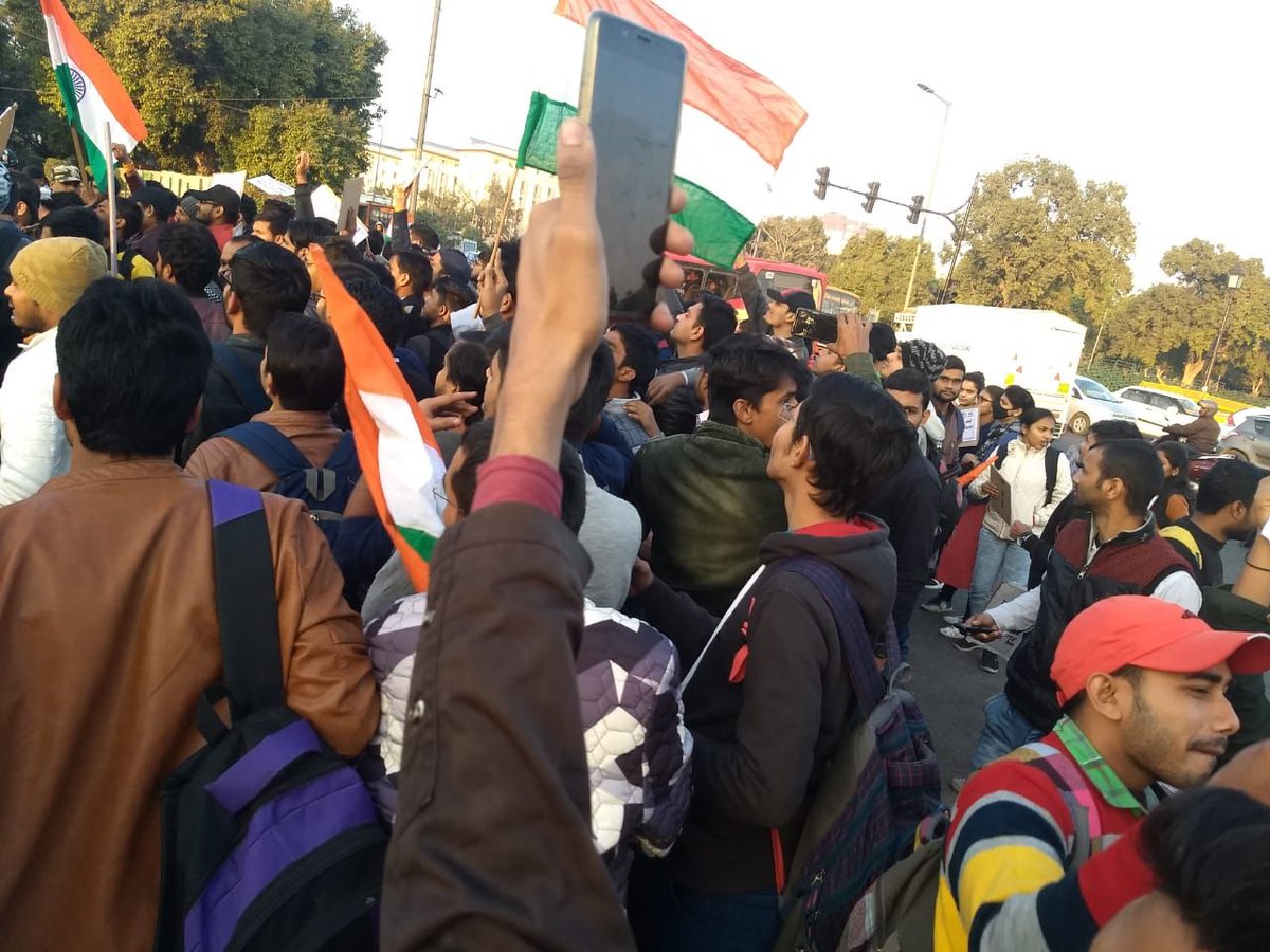 Immorta33296225's tweet image. Sir yahan kai bacche Bihar, UP aur kai anya rajyon se #hungerStrikeUPSC pe 14 Dino se baithe hain. Aapse anurodh hai ki aap agar kisi MP ko batra, Delhi me bhejenge to hamare manobal badhega. 
#compensatoryAttempts #saveShikha #csatVictims