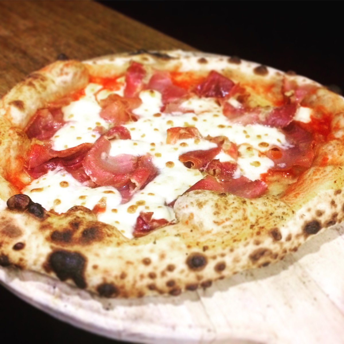 PizzaMondoPizza's tweet photo. We’re back @ThirstyCamb tonight and were bring along some of these 👇🏻
#pizza #topdrinks #hiphangout #SundayFunday 🥳 https://t.co/TlUXhe6lbU