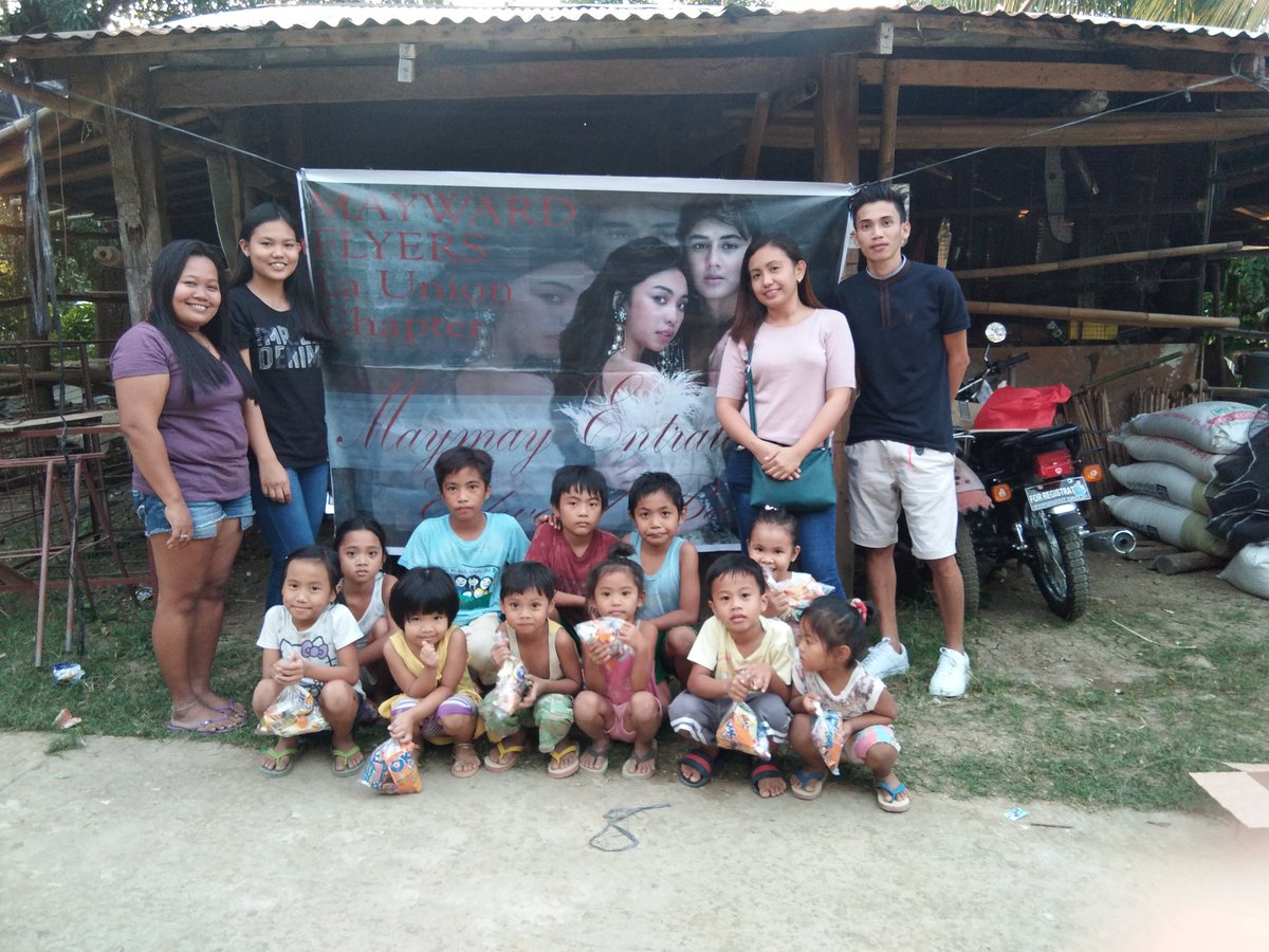 MaywardLU_OFC's tweet photo. MAYWARD La Union chapter holds Charity program for kids in Caba La Union!

@maymayentrata07 
@Barber_Edward_ https://t.co/X63vqjXc9p