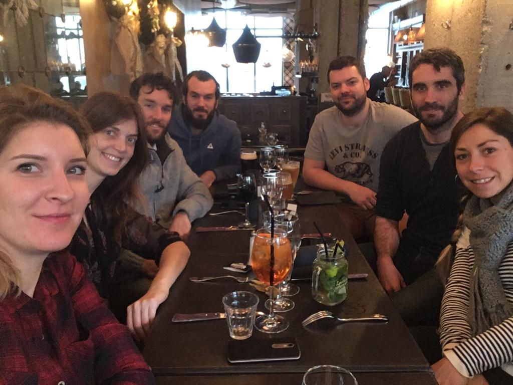 PhysioDrd's tweet photo. [en direct] @CliniqueCoureur @blaisedubois @TDechaumet @EchevesteP @CleaPlanche @jopariss retrouvaille dans les Alpes post 2.0, conférence nutrition #pré3point0 #raquette #tartiflette #pétaouch #lowcarb #philosophie #coureurdesbois https://t.co/rkdkBhONSe