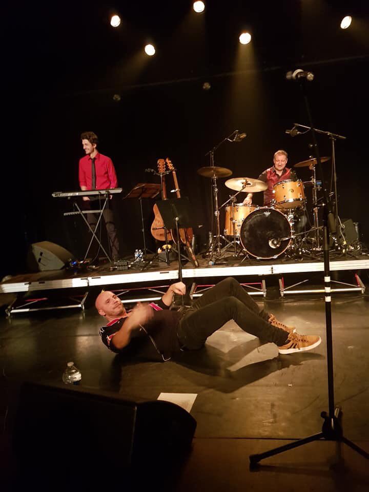 Team_DavidBan's tweet photo. 12.01.2019 | #DavidBan en concert au #Pacbo à Orchies #Lalpagueur #EncorePlusFort (4)
📷 : JohannaB. https://t.co/s0pJxcgmIz