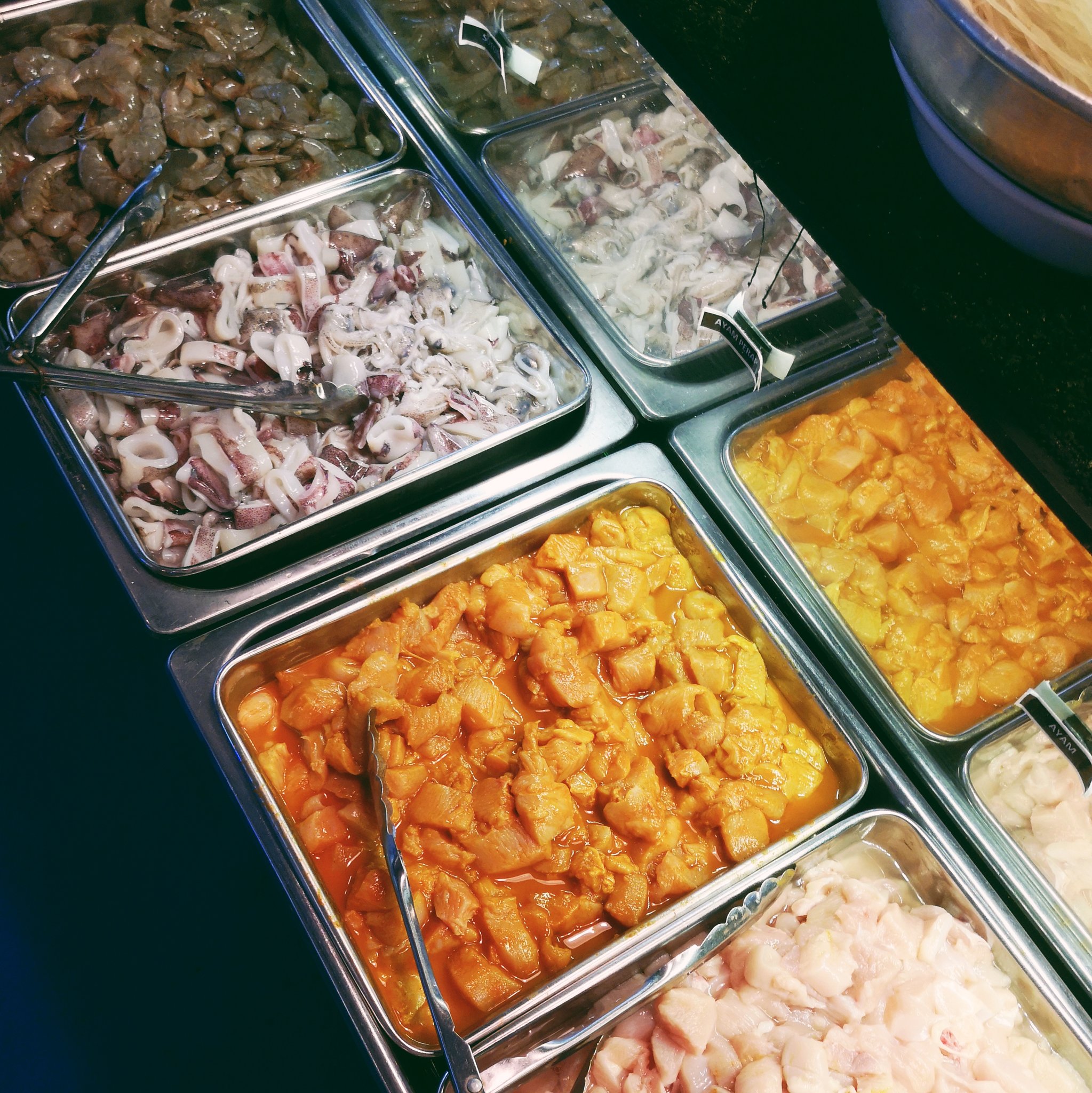 Megat Faris On Twitter Puas Hati Makan Dekat Zul Yahya Steamboat Bbq Ni Banyak Repeat Grill Udang Sotong Ayam Https T Co L31iljryom Twitter