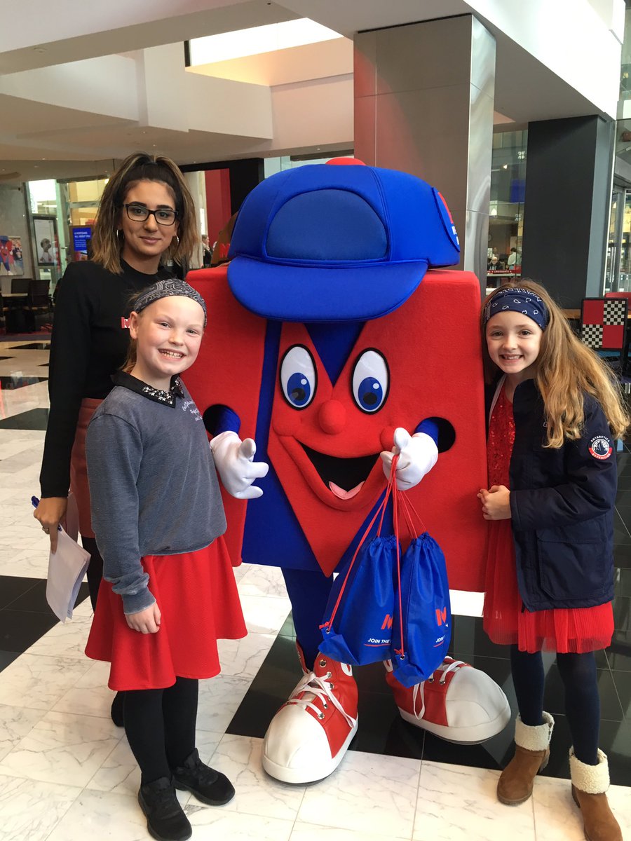 JacJac80's tweet photo. @Metro_Bank happy children https://t.co/UCsrO42yZu