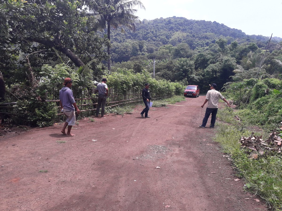 B_deroAR's tweet photo. 120119,,Survey perencanaan fisik DDS 2019, bersama kades, kader tehnik, pdp dan pdti kec. pekat kab. Dompu NTB....
#manfaatdanadesa
#tppintb
@jokowi @EkoSandjojo @anwsanusi @taufikmadjid71 @fachrilabalado https://t.co/vgHMzKjQ6X
