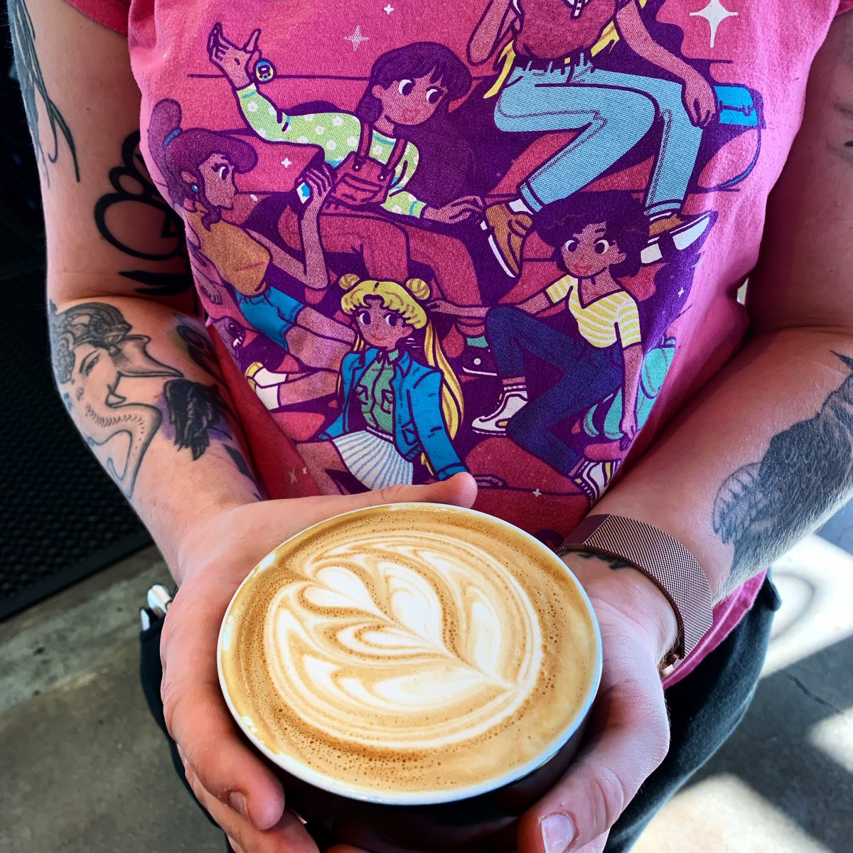 Fox loves Taco. tweet media