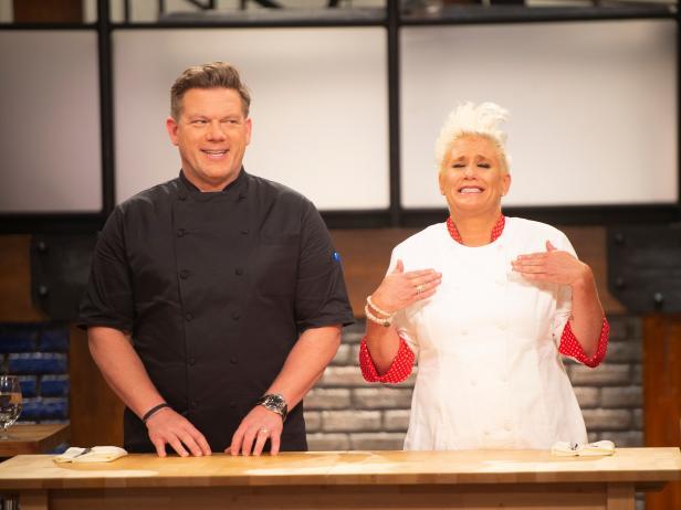 Miss last week's premiere of #WorstCooks? Catch up on all the over-the-top moments from the competition: foodtv.com/2ALzWBV!