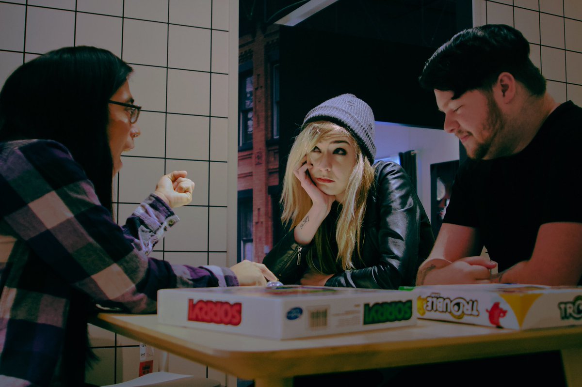 Show at Hoosier Dome tonight, doors at 6 PM! Let’s have some fun. 

📸: @mxnicarobinson