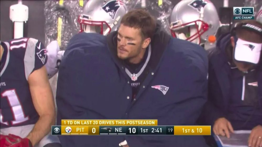 SBNation's tweet image. Is Tom Brady’s coat getting bigger? An investigation:

Pic 1: January 2017
Pic 2: December 2018
Pic 3: January 2019